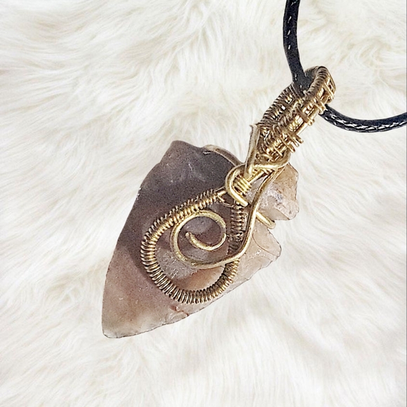 .Natural Stone Hand-Wired Obsidian Arrowhead  Arrowhead with Black Cord Necklace - Picture 3 of 5